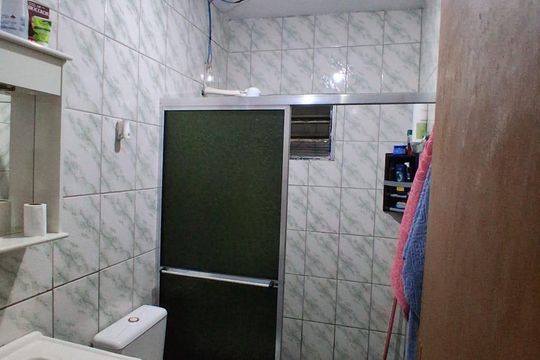 Banheiro de casa à venda com 5 quartos, 120m² em Vila Aeroporto, Campinas