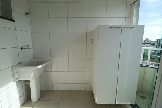 Área de Serviço de apartamento para alugar com 3 quartos, 90m² em Tibery, Uberlândia