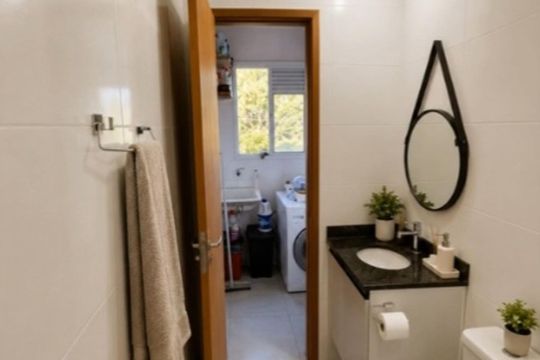 Banheiro de apartamento à venda com 1 quarto, 36m² em Vila Elze, São Paulo