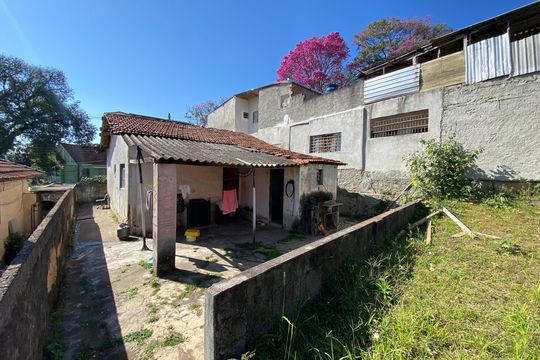 Casa à venda com 2 quartos, 359m² em Jaguaré, São Paulo