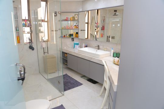 Banheiro do Quarto 4 de apartamento à venda com 4 quartos, 335m² em Setor Oeste, Goiânia