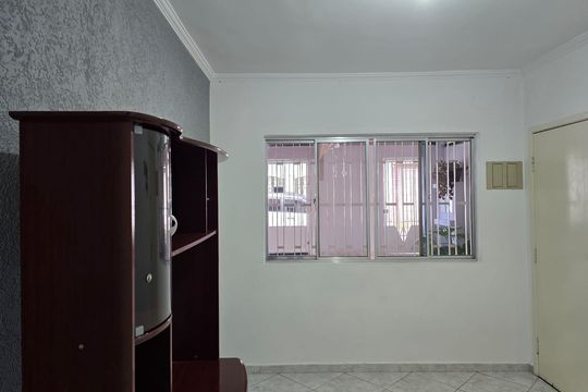 Sala de casa para alugar com 3 quartos, 149m² em Vila Rosalia, Guarulhos