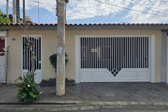 Fachada de casa para alugar com 3 quartos, 149m² em Vila Rosalia, Guarulhos