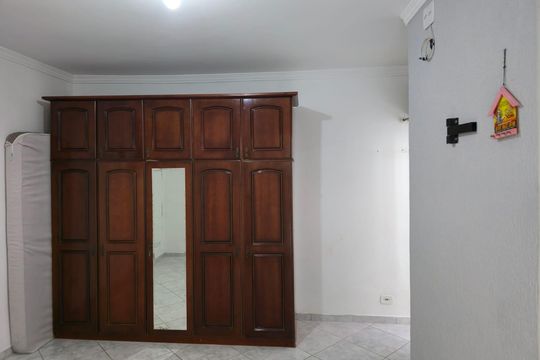 Casa para alugar com 3 quartos, 149m² em Vila Rosalia, Guarulhos