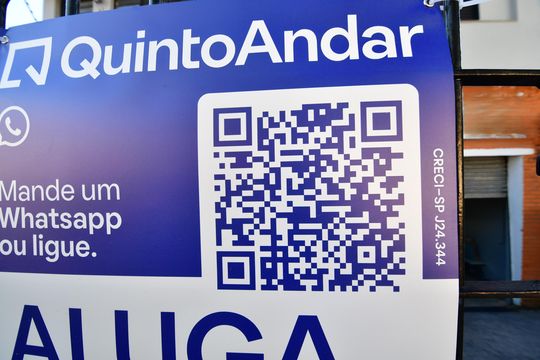 Placa de casa para alugar com 3 quartos, 223m² em Jardim Chapadão, Campinas