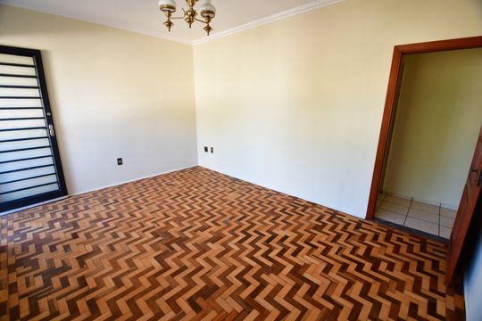 Sala de casa à venda com 3 quartos, 223m² em Jardim Chapadão, Campinas
