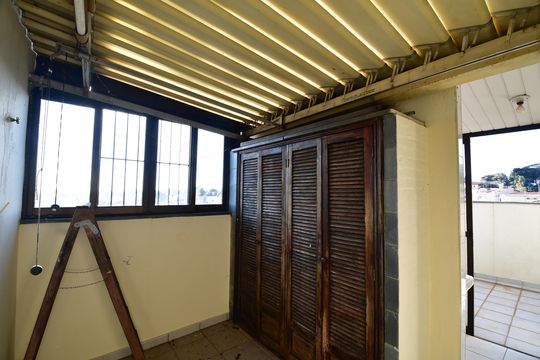 Varanda de casa para alugar com 3 quartos, 223m² em Jardim Chapadão, Campinas