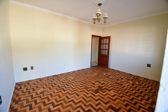 Casa para alugar com 3 quartos, 223m² em Jardim Chapadão, Campinas