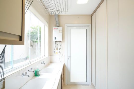 Área de serviço de casa à venda com 4 quartos, 405m² em Jardim Sao Caetano, São Caetano do Sul