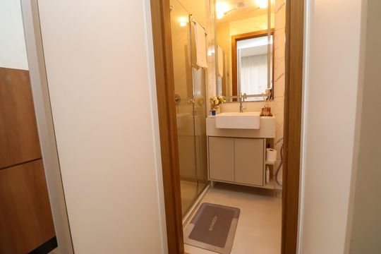 Banheiro de apartamento para alugar com 1 quarto, 25m² em Costa Azul, Salvador