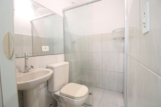 Banheiro de casa para alugar com 1 quarto, 50m² em Cidade Ademar, São Paulo