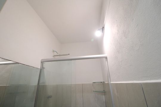 Banheiro de casa para alugar com 1 quarto, 50m² em Cidade Ademar, São Paulo