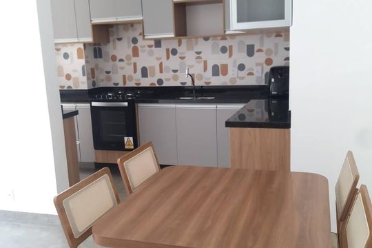 Cozinha de apartamento para alugar com 2 quartos, 60m² em Jardim Barro Branco, Cotia