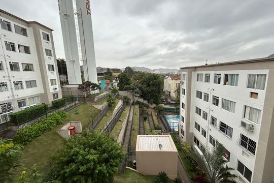 Vista do Quarto 1 de apartamento para alugar com 2 quartos, 42m² em Cavalcanti, Rio de Janeiro