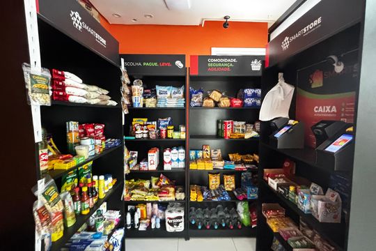 Mercado de apartamento à venda com 3 quartos, 66m² em Vila Curuçá, Santo André