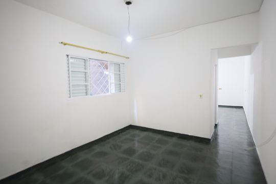 Casa para alugar com 1 quarto, 60m² em Veloso, Osasco