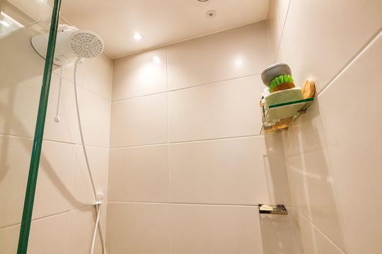 Banheiro de apartamento à venda com 1 quarto, 40m² em Consolação, São Paulo