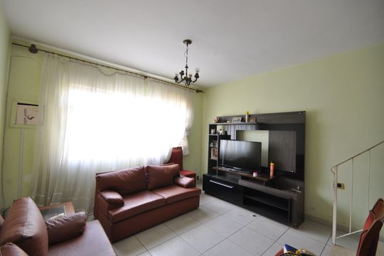 Casa à venda com 3 quartos, 130m² em Vila Medeiros, São Paulo