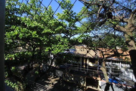 Sala - Vista de apartamento para alugar com 2 quartos, 56m² em Anil, Rio de Janeiro
