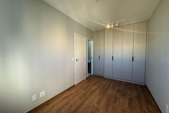 Suíte de apartamento para alugar com 2 quartos, 55m² em Jardim Esperanca, Barueri