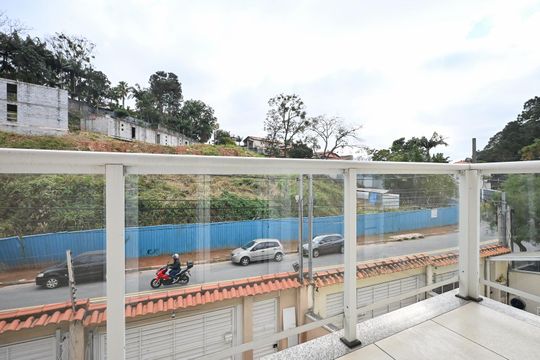 Varanda do Quarto 2 de casa para alugar com 3 quartos, 407m² em Parque Monte Alegre, Taboão da Serra