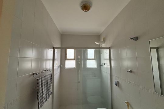 Banheiro de casa para alugar com 2 quartos, 230m² em Sumaré, São Paulo
