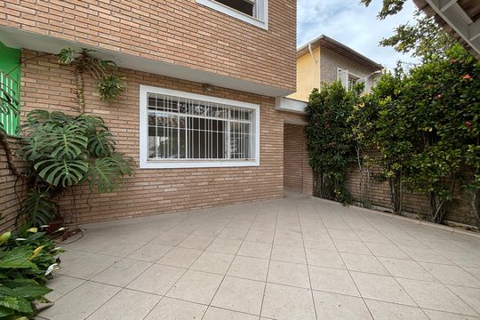 Área comum de casa para alugar com 2 quartos, 230m² em Sumaré, São Paulo
