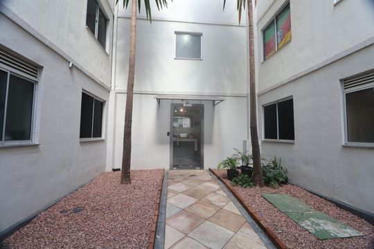 Fachada do bloco de apartamento à venda com 2 quartos, 42m² em São José, Canoas