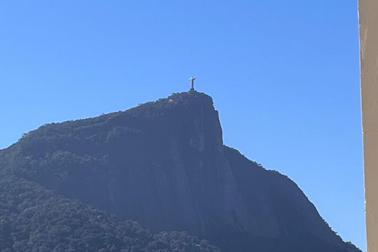 Vista da suíte de apartamento à venda com 2 quartos, 70m² em Gávea, Rio de Janeiro