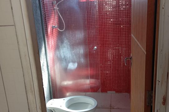 Banheiro de apartamento à venda com 2 quartos, 44m² em Itaquera, São Paulo