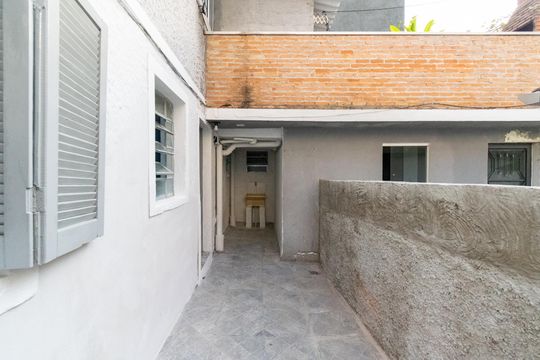 Quintal de casa para alugar com 1 quarto, 28m² em Vila Santa Catarina, São Paulo