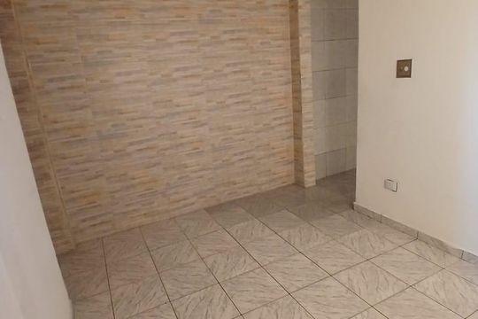 Quarto de casa para alugar com 2 quartos, 70m² em Chácara Mafalda, São Paulo