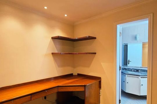 Quarto de apartamento à venda com 5 quartos, 288m² em Anhangabaú, Jundiaí