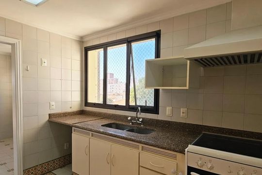 Cozinha de apartamento à venda com 5 quartos, 288m² em Anhangabaú, Jundiaí