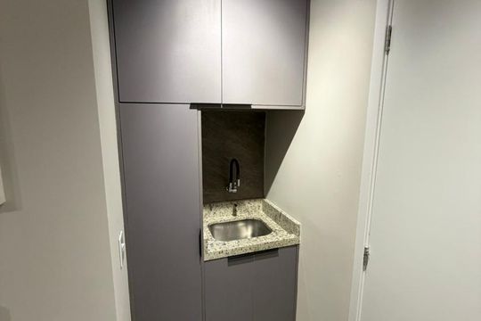 Sala/Quarto de kitnet/studio para alugar com 1 quarto, 28m² em Jardim Aurelia, São Paulo