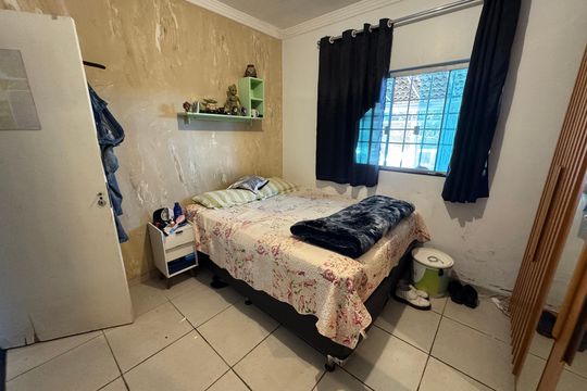 Quarto 1 de casa à venda com 3 quartos, 400m² em Colônia Agrícola Samambaia, Brasília