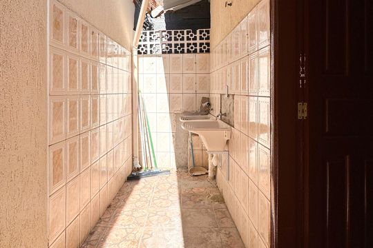 Área de Serviço de casa para alugar com 3 quartos, 210m² em Ferrazópolis, São Bernardo do Campo