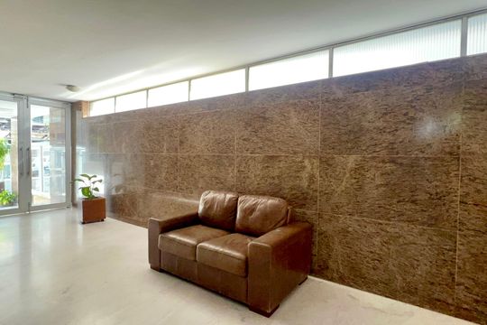 Hall de entrada de apartamento à venda com 2 quartos, 95m² em Cerqueira César, São Paulo