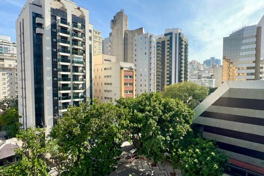 Vista da Sala de apartamento à venda com 2 quartos, 95m² em Cerqueira César, São Paulo