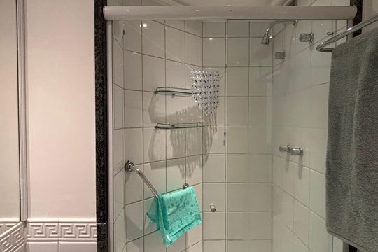 Flat banheiro de apartamento para alugar com 1 quarto, 35m² em Vila Clementino, São Paulo