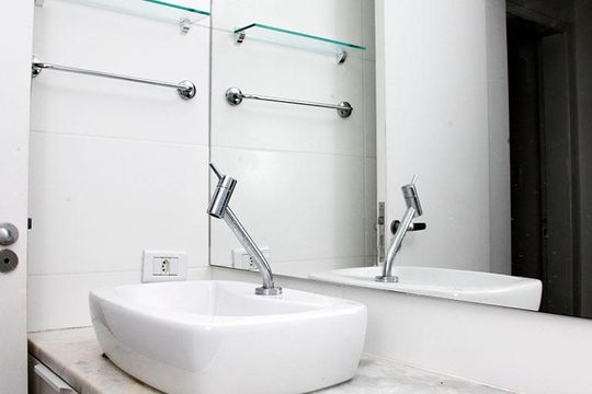 Banheiro 1 de apartamento para alugar com 2 quartos, 67m² em Mont’serrat, Porto Alegre
