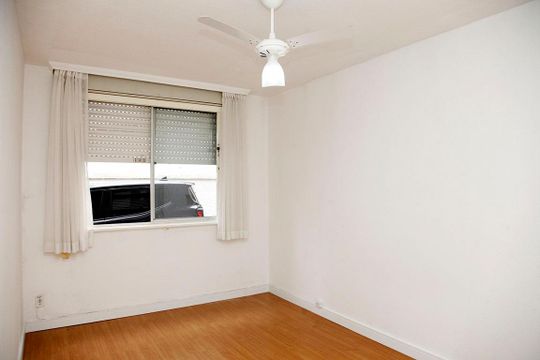Quarto 1 de apartamento para alugar com 2 quartos, 67m² em Mont’serrat, Porto Alegre