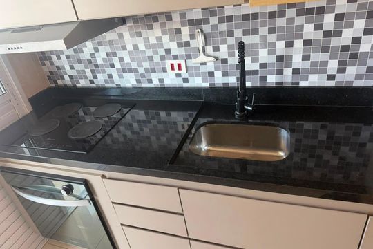 Cozinha de apartamento para alugar com 2 quartos, 54m² em Pousada dos Bandeirantes, Carapicuíba