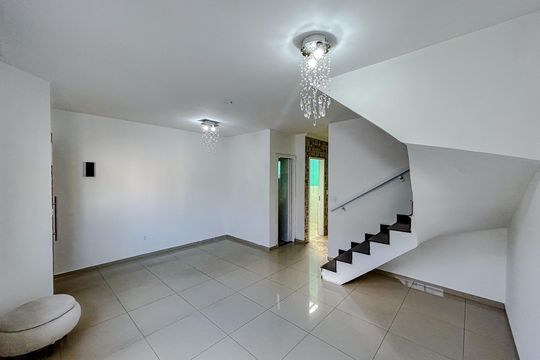 Casa para alugar com 3 quartos, 80m² em Vila Esperança, São Paulo