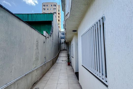 Área externa de casa para alugar com 3 quartos, 80m² em Vila Esperança, São Paulo