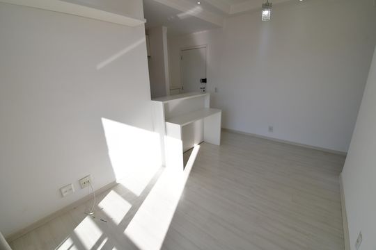 Sala de apartamento à venda com 2 quartos, 58m² em Jardim Chapadão, Campinas