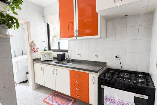 Cozinha de apartamento à venda com 3 quartos, 94m² em Centro, Jundiaí