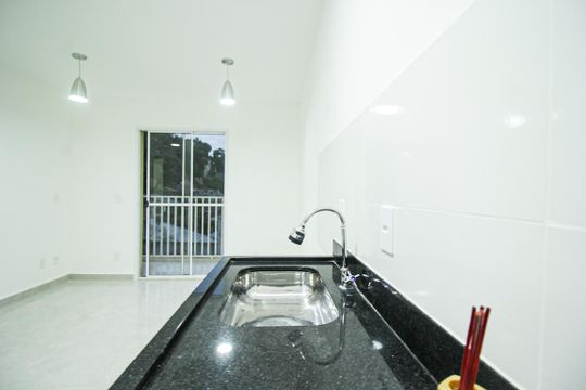 Cozinha e Área de Serviço de apartamento para alugar com 1 quarto, 40m² em Jaraguá, São Paulo