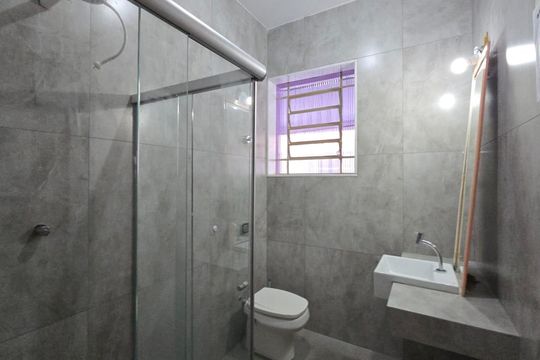 Banheiro Social de casa para alugar com 5 quartos, 360m² em Prado, Belo Horizonte