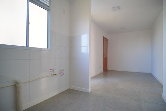 Cozinha de apartamento à venda com 2 quartos, 42m² em Santos Dumont, São Leopoldo